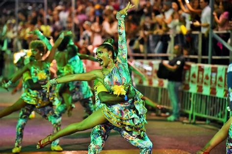 Festival della Danza di Cali: Celebrazione del Movimento e Dichiarazione di Amore per la Colombia Moderna