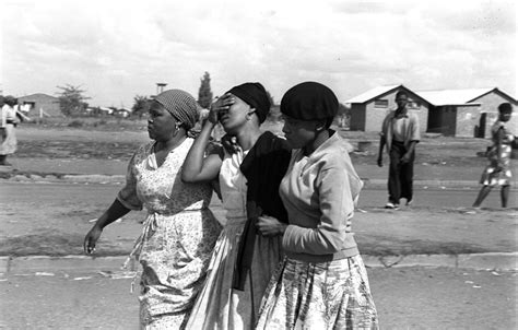 Il Massacro di Sharpeville; La violenza Apartheid e la Lotta per l'Eguaglianza